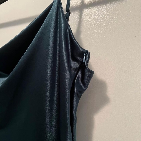 Spaghetti Strap Green Midi Dress - Picture 4 of 4